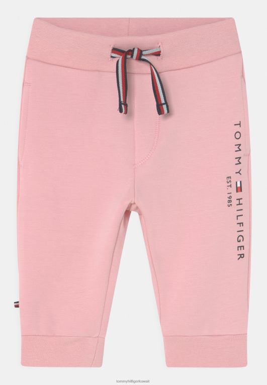 الظل الوردي Tommy Hilfiger بنطلون طفل أساسي للجنسين 446445900