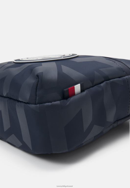 سماء الصحراء Tommy Hilfiger مراسل مونو إم المميز عبر حقيبة الجسم 446445908