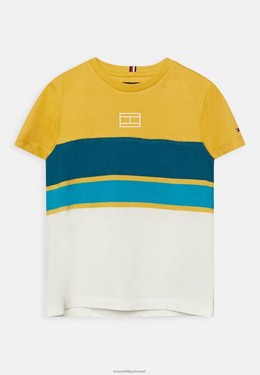 توسكان الأصفر Tommy Hilfiger تي شيرت مطبوع عليه شريط الرجبي باللون الأصفر التوسكاني 446445952