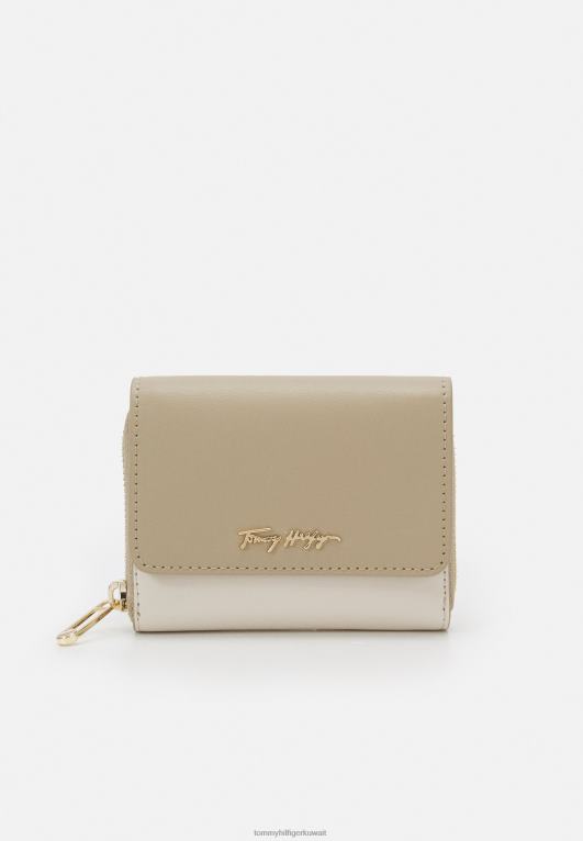 اللون البيج Tommy Hilfiger محفظة مميزة 446445953