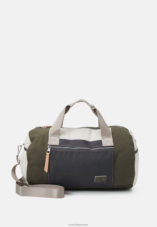 عسكري/عاجي Tommy Hilfiger حقيبة عطلة نهاية الأسبوع الفائضة للجنسين 446445965