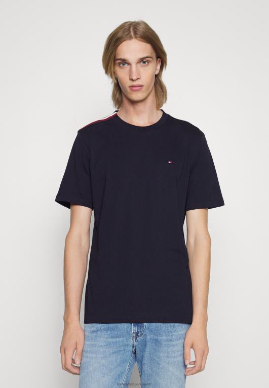 سماء الصحراء Tommy Hilfiger تي شيرت بطباعة شريطية 446446008