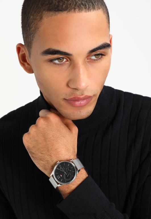 فضية اللون Tommy Hilfiger ساعة رياضية متطورة 446446043