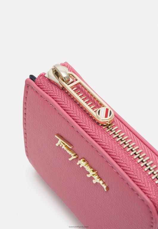 الإنجليزية الوردي Tommy Hilfiger حامل الفرح مع محفظة بسحاب 446446326