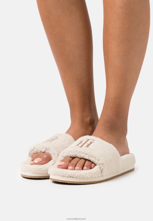 البيج الكلاسيكي Tommy Hilfiger النعال الشريحة 446446332