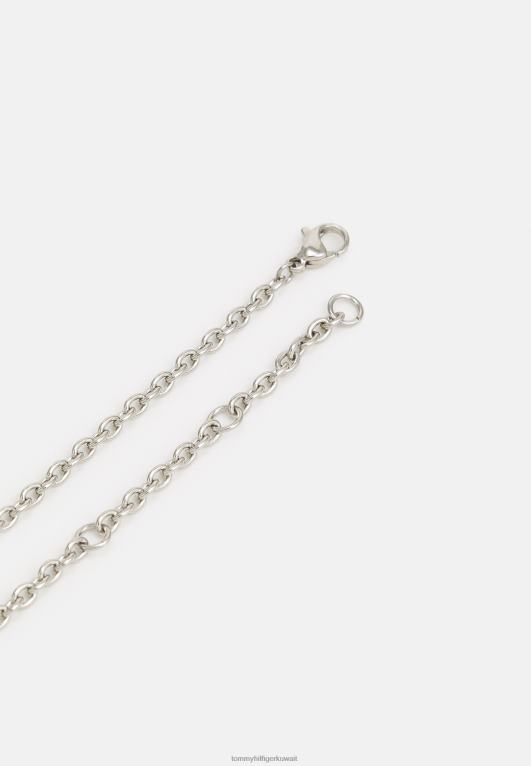 فضية اللون Tommy Hilfiger قلادة ملتوية 446446440