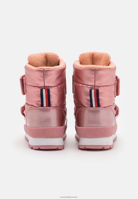 ارتفع اللون الذهبي Tommy Hilfiger أحذية الشتاء 446446499