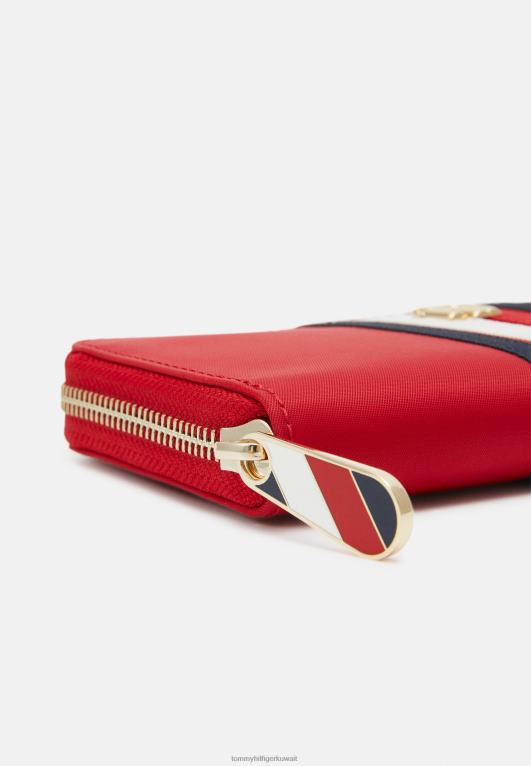 الأحمر الأساسي Tommy Hilfiger الخشخاش محفظة كبيرة 446446533