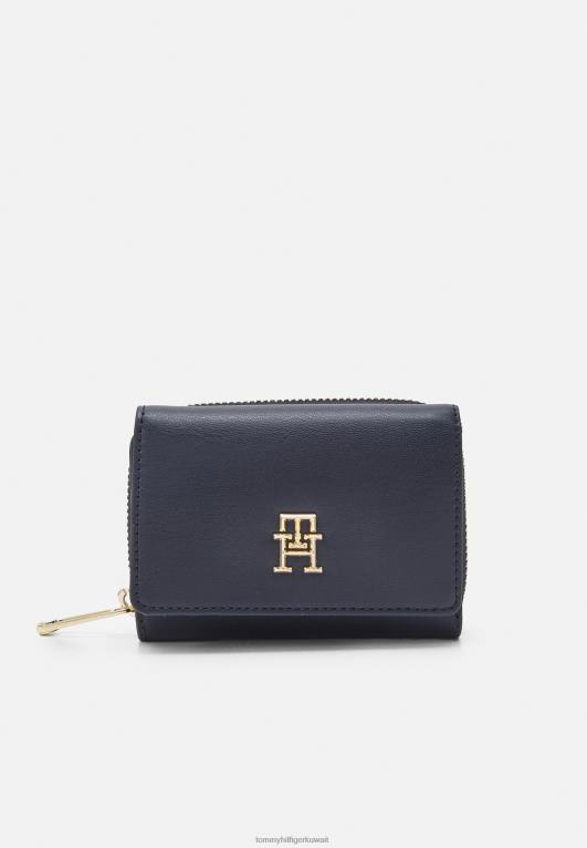 الفضاء الأزرق Tommy Hilfiger محفظة بقلاب ميد مميزة 446446588