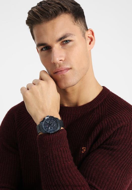 أزرق Tommy Hilfiger يشاهد 446446629