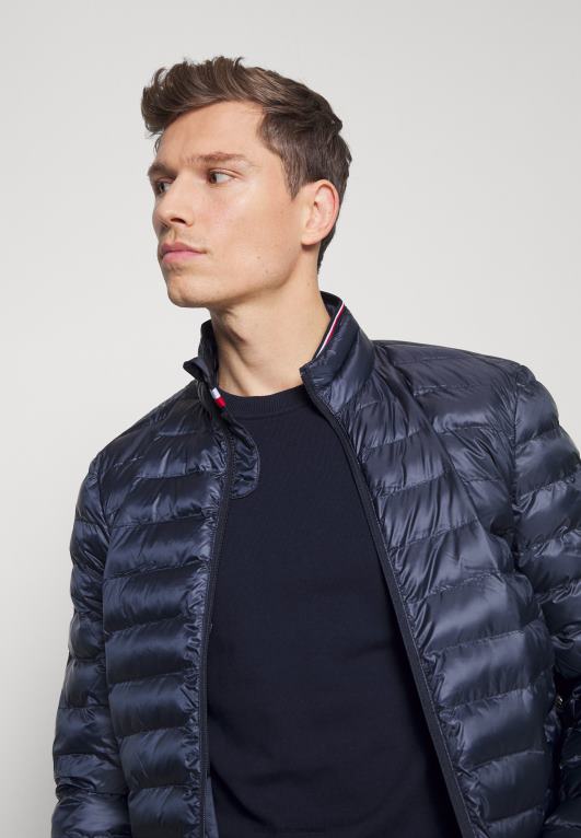 سماء الصحراء Tommy Hilfiger سترة شتوية دائرية قابلة للتعبئة 446447240