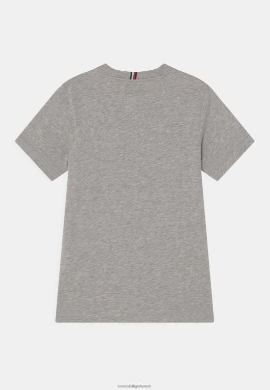 هيذر رمادي فاتح Tommy Hilfiger تي شيرت أساسي بجيب أساسي 446447468