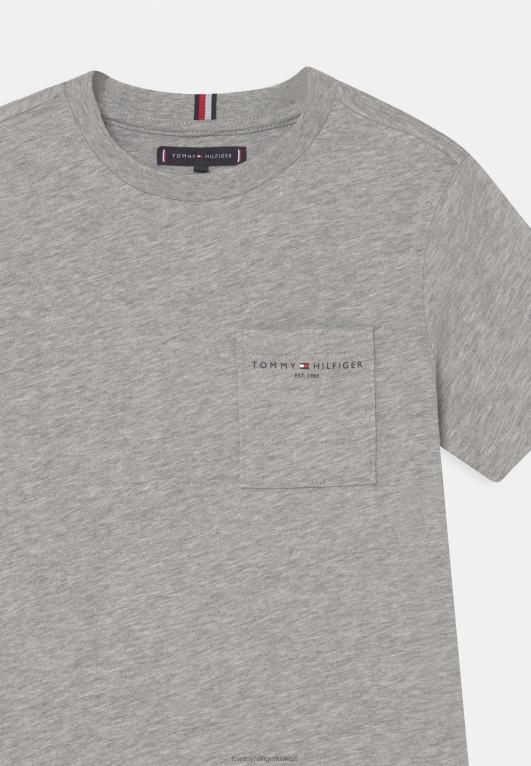 هيذر رمادي فاتح Tommy Hilfiger تي شيرت أساسي بجيب أساسي 446447468