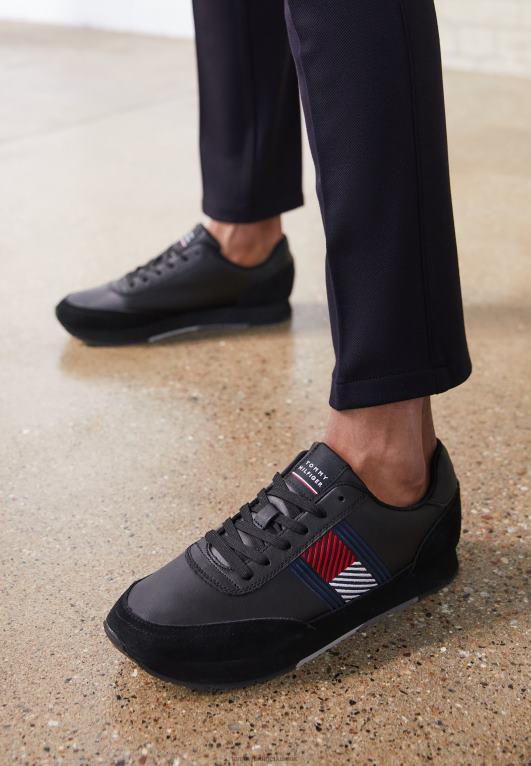 أسود Tommy Hilfiger مدربو علم العداء الأساسي 446447584