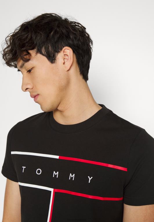 أسود Tommy Hilfiger تي شيرت بطبعة علم كبير 446447587