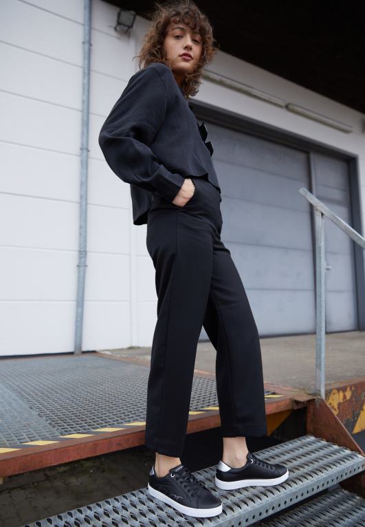 أسود Tommy Hilfiger حذاء رياضي أساسي مميز 446447703