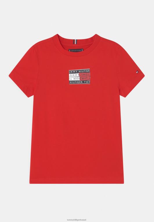 قرمزي عميق Tommy Hilfiger تي شيرت بطبعة شريط جرافيك 446447773