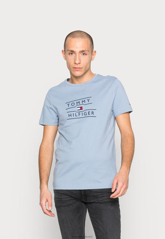 الفجر الأزرق Tommy Hilfiger تي شيرت مطبوع عليه شعار مكدس للجنسين 446447777