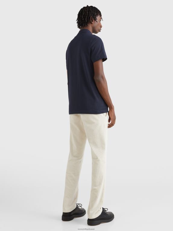 سماء الصحراء Tommy Hilfiger تيشيرت بشعار الماركة على الصدر 44644782