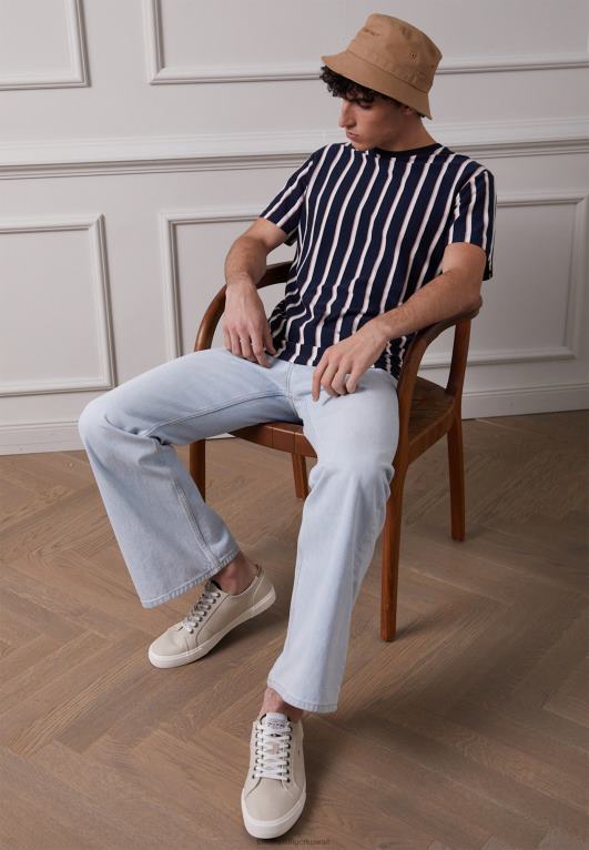 البيج الكلاسيكي Tommy Hilfiger المدربين الأساسيين للشركات 446447848