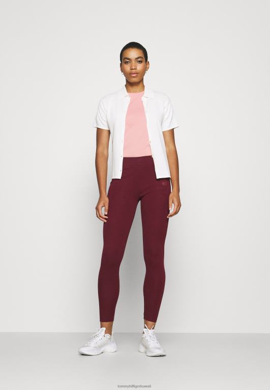 لون القرنفل Tommy Hilfiger تي شيرت أساسي برقبة دائرية جديدة 446447925