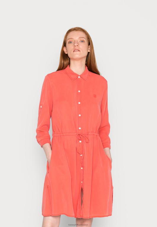 المرجان الكريستالي Tommy Hilfiger ايوسل فستان الركبة فستان اليوم 446447958