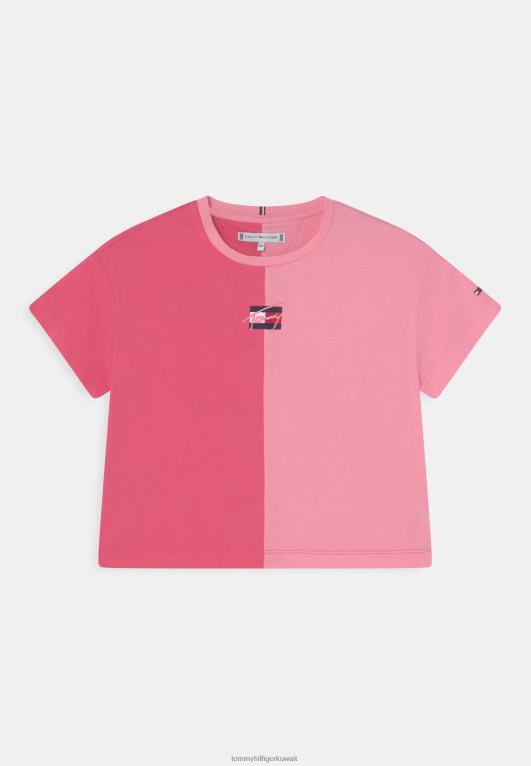 الوردي الطازج Tommy Hilfiger تي شيرت مطبوع بلونين 446448009