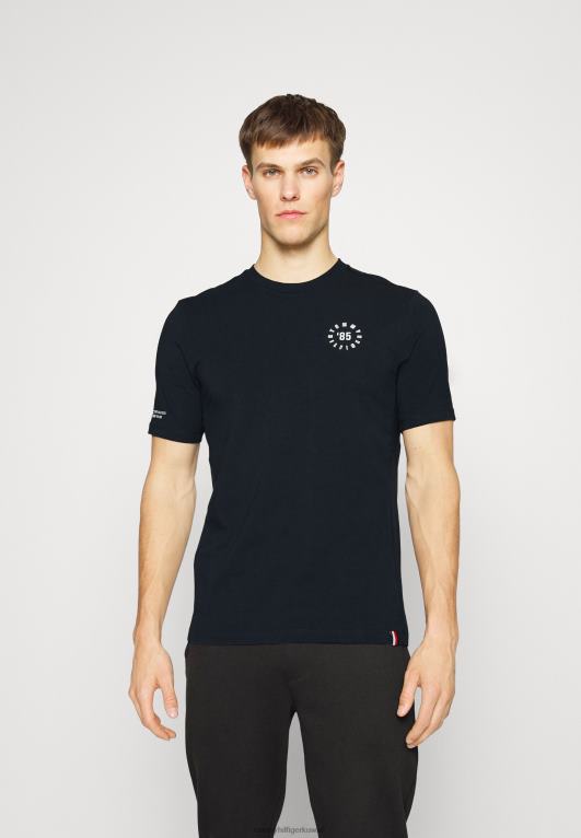 سماء الصحراء Tommy Hilfiger تي شيرت بطبعة جرافيك 446448245