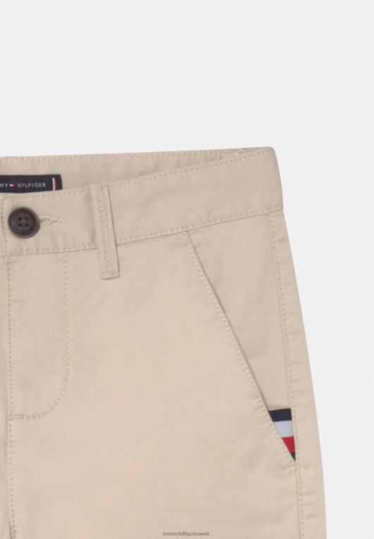 البيج الحجري Tommy Hilfiger تشينو ضئيلة الأساسية 446448442