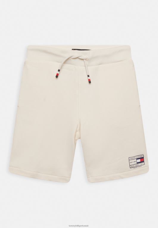 الأبيض القديم Tommy Hilfiger شورت صبغة طبيعية 446448506