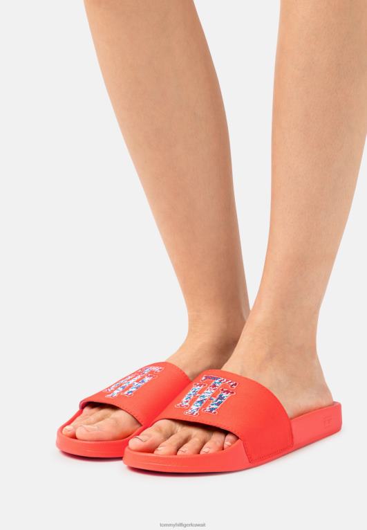 هاواي المرجانية Tommy Hilfiger حذاء مفتوح لحوض السباحة بشعار الماركة 446448669