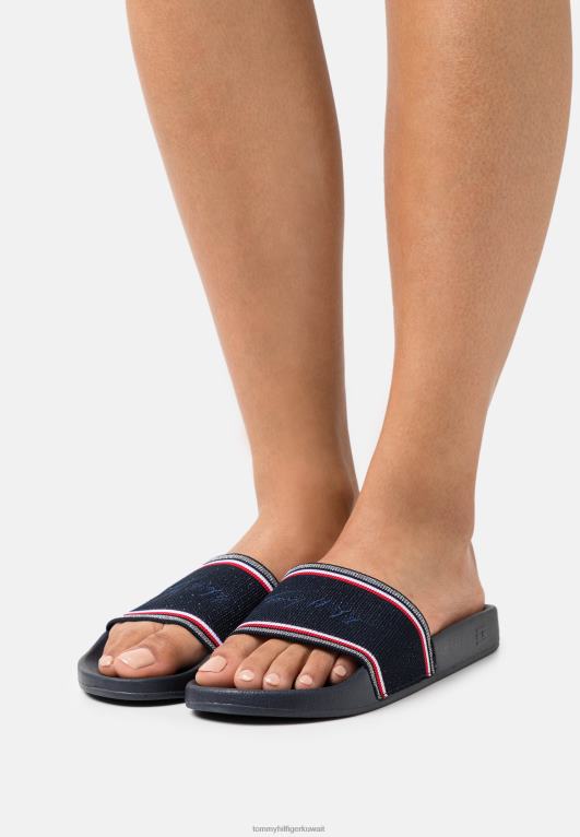 سماء الصحراء Tommy Hilfiger صندل منزلق أساسي لامع 446448689