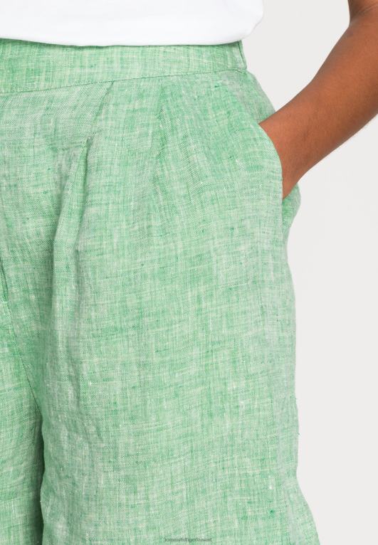 الأخضر النباتي Tommy Hilfiger السراويل القصيرة 446448733