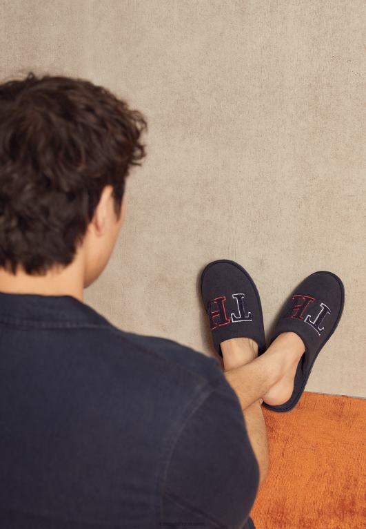 سماء الصحراء Tommy Hilfiger إسفنجة النعال المنزلية 446448795