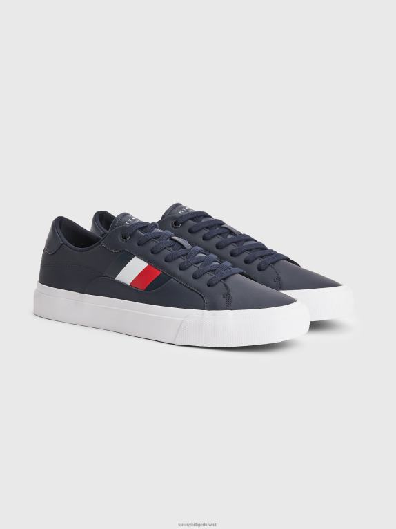 سماء الصحراء Tommy Hilfiger حذاء رياضي جلدي بتفاصيل مميزة 44644991