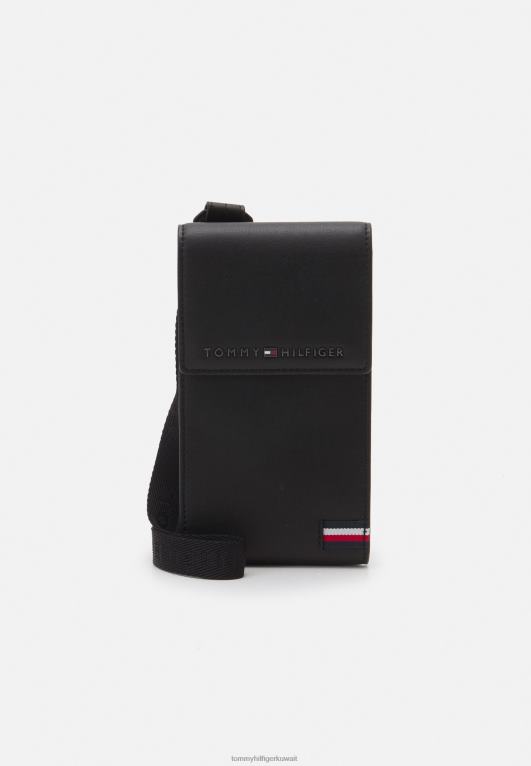 أسود Tommy Hilfiger حافظة هاتف كروس أوفر للجنسين من Cactus Phone 446444471