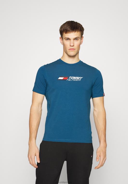 قفص الاتهام الأزرق Tommy Hilfiger تيشيرت بطبعة شعار كبير من Essentials 446446208