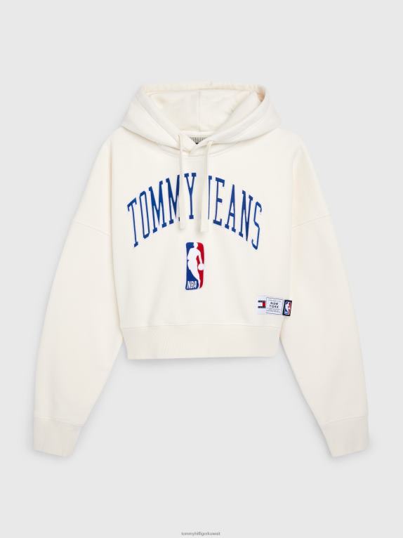 الأبيض القديم / الجديد Tommy Hilfiger جينز وغطاء للرأس قصير من NBA 446442194