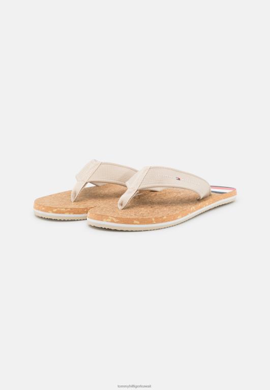 البيج الكلاسيكي Tommy Hilfiger صنادل الشاطئ على شكل حرف T 446444234