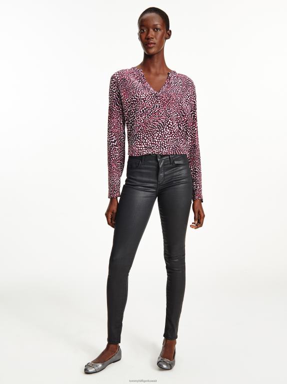 طباعة ريشة/أحمر أبيض أسود Tommy Hilfiger بلوزة من الفيسكوز برقبة على شكل حرف V وطبعة ريش 446442426