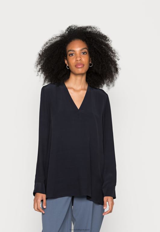 سماء الصحراء Tommy Hilfiger بلوزة صلبة برقبة على شكل حرف V 446447219